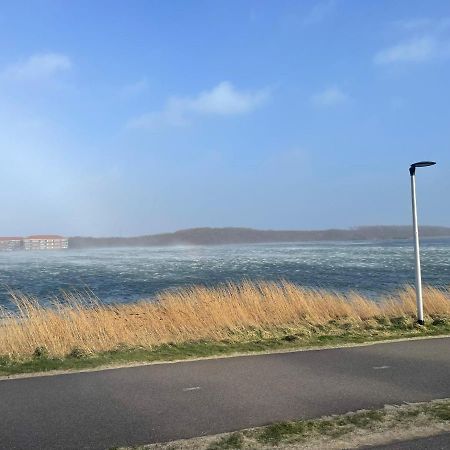 Vakantiewoning 100M Van Het Strand Met 1 Slaapkamer Westkapelle Exterior foto