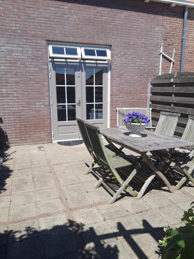 Vakantiewoning 100M Van Het Strand Met 1 Slaapkamer Westkapelle Exterior foto
